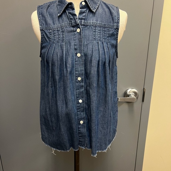 Frame Sz XS Blue Sleeveless Chambray Pintuck Frayed Button-Down